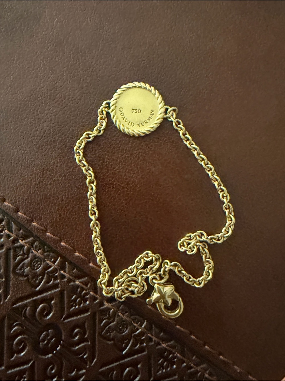 David Yurman Gold Pavé Circle Pendant Bracelet - Picture 4 of 4